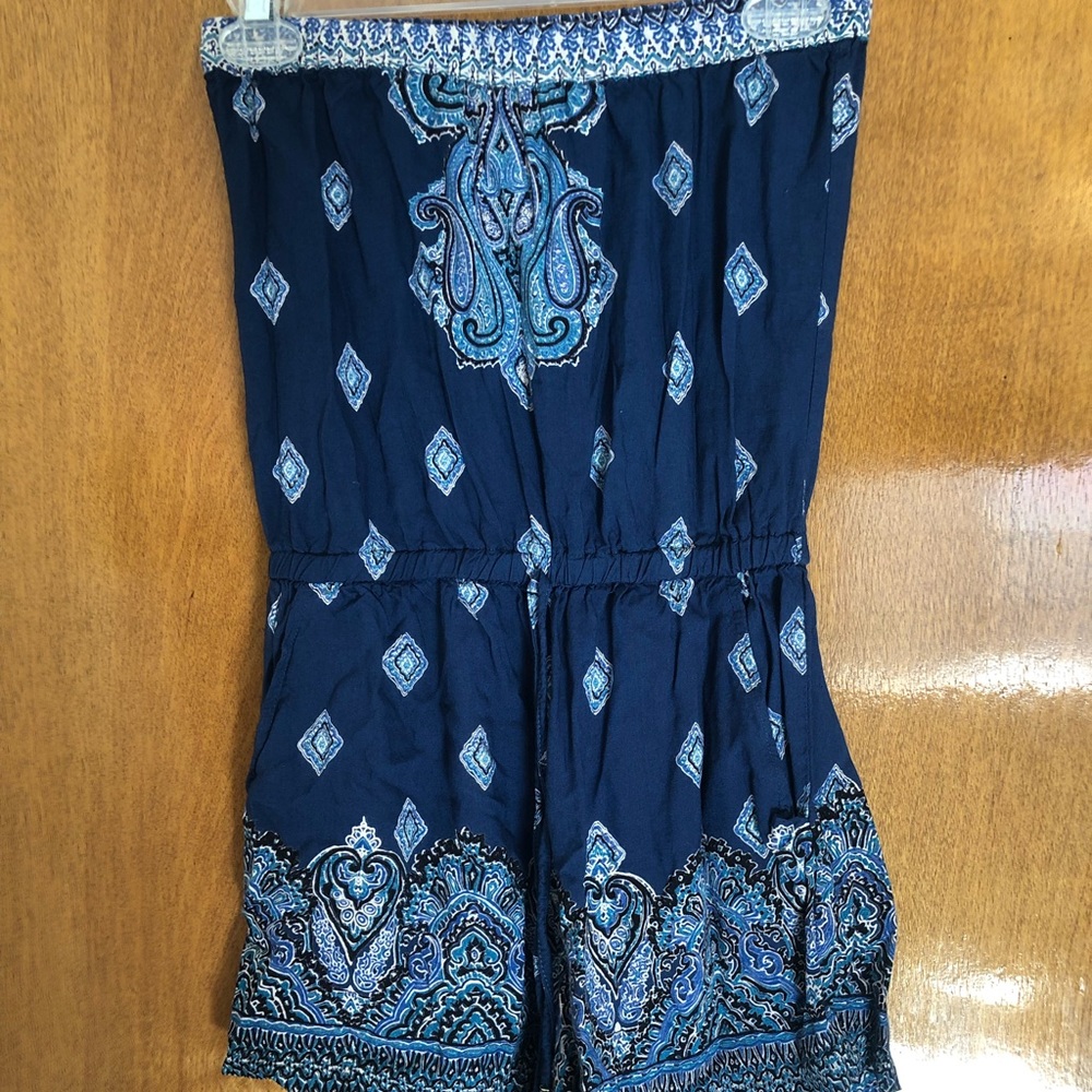 Romper - Picture 2 of 2